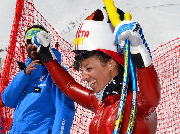 Un razzo sugli sci: Valentina Greggio donna più veloce di sempre a 247,083 km/h  