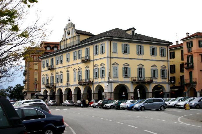 Verbania, tensione sul bilancio. Marchionini punta al maxisconto sugli asili nido