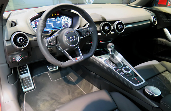 Maxifurto al concessionario Audi: rubati più di 100.000 euro di plance