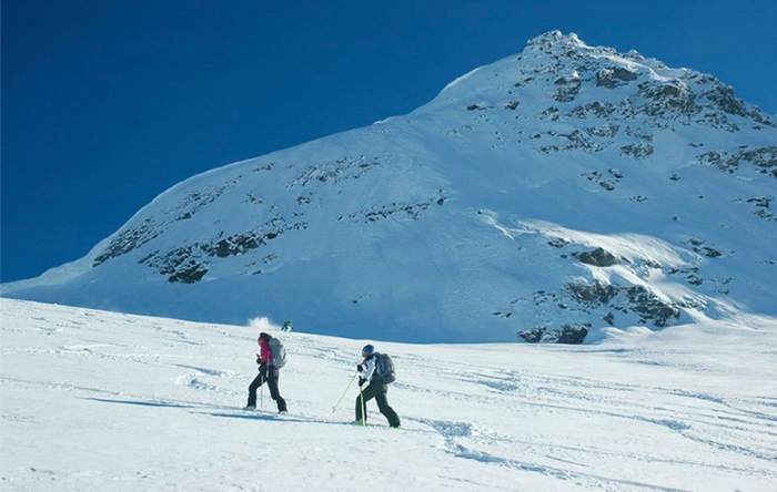 Tre sci alpinisti del Vco travolti da una valanga al Sempione, sono salvi. Il drammatico racconto