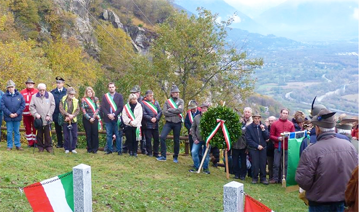 A Cimamulera commemorazione delle Forze Armate e del 72°dell' Eccidio dell' Alpe Meccia. Fotogallery