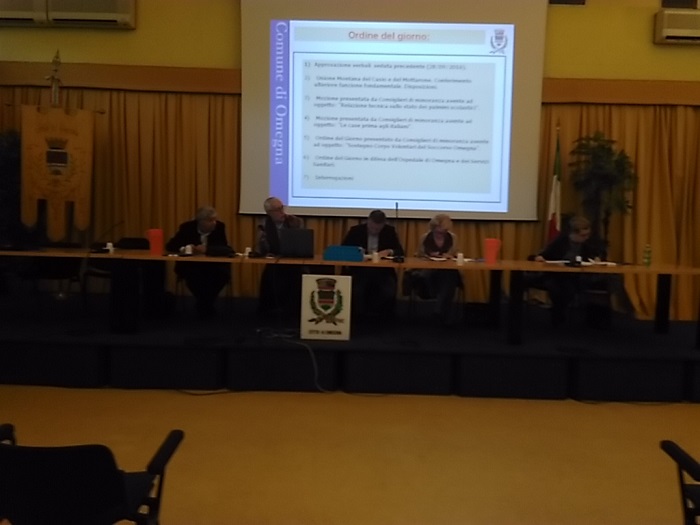 L’assenza del sindaco e vice sindaco in consiglio Comunale nei commenti di chi sta all’opposizione. Videointervista
