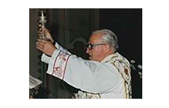 Un Cippo in memoria di don Severino Cantonetti. Sabato lo scoprimento ad un anno dalla morte