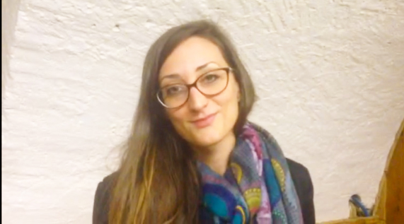 Applausi alla Noga per i brani popolari di Cristina Meschia. Videointervista