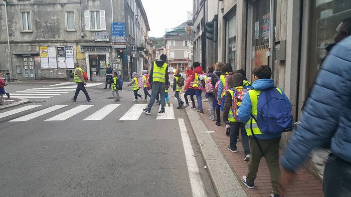 A Omegna si va a scuola con il Pedibus