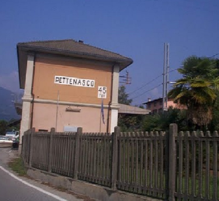 Da dicembre il treno degli studenti fermerà ancora a Pettenasco