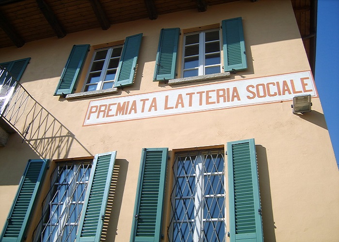 Venerdì in Latteria si parla di pubblicità e tradizione con il giornalista Samuel Piana 