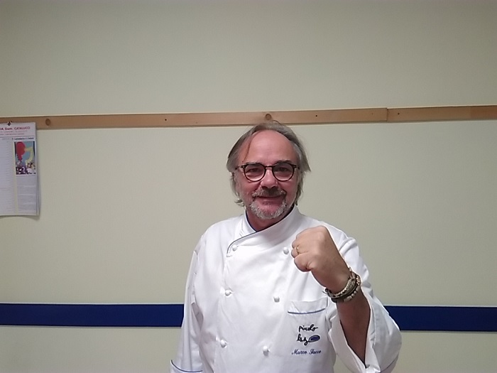 Tutto esaurito al circolo “Ferraris” con “Un’amatriciana per tutti” chiacchierando con lo chef stellato Marco Sacco. Video