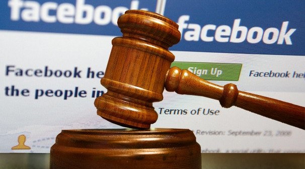 Insulti al giudice su Facebook: fioccano le querele. E un commentatore risarcisce