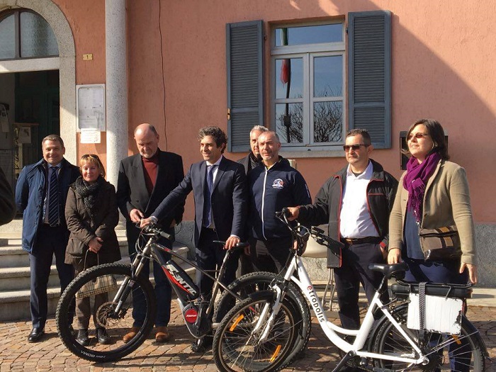 Bici gratis sui traghetti pubblici del Cusio