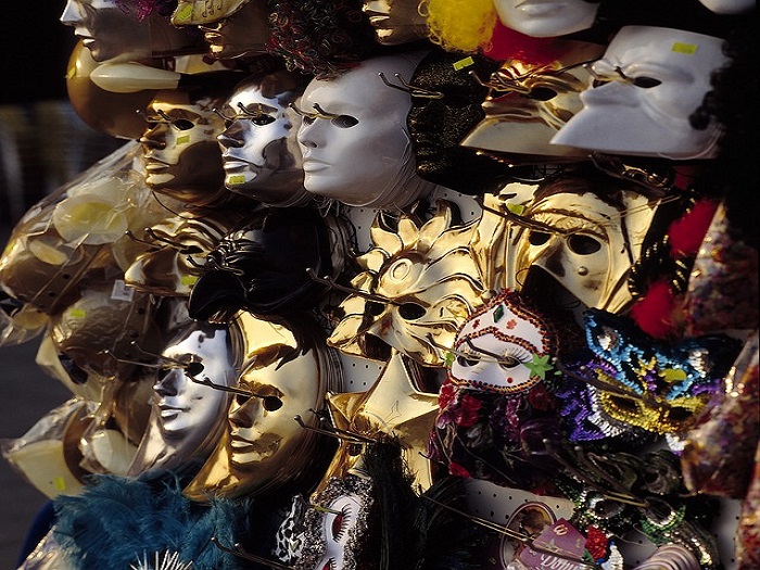 Carnevale ad Ameno con polenta e salamini sabato 25 febbraio