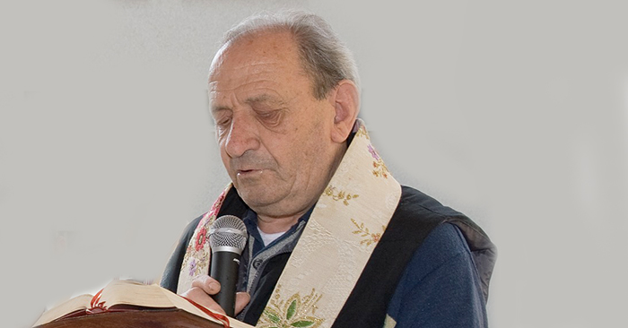 Ornavasso piange don don Ermus Bovio