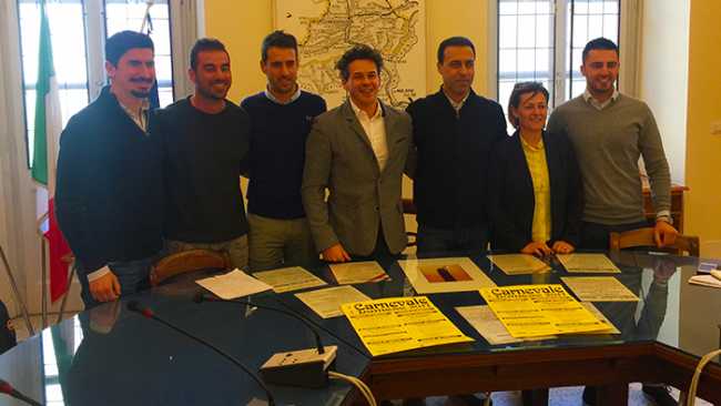 “Dipingiamo la città di giallo!”. Ecco il programma del carnevale domese 2017
