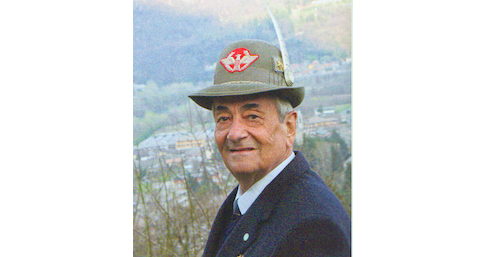Dagli alpini una targa commemorativa con bassorilievo in bronzo dedicata al generale Antonelli