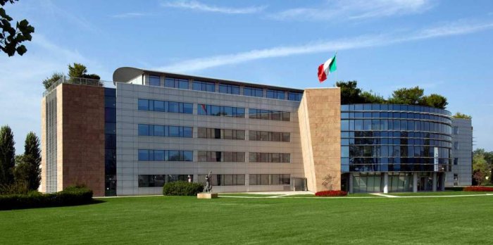 La Consob stanga ancora i manager di Veneto Banca: 4,6 milioni di multe