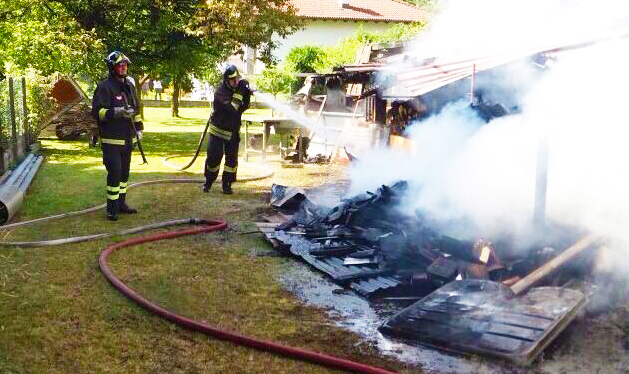 Vogogna: brucia un'officina e scoppia una bombola di Gpl. Altre portate via dai Vigili del fuoco. Indagano i Carabinieri
