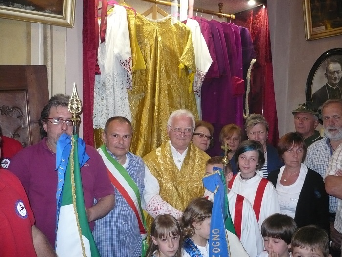 Inaugurato nella chiesa di Luzzogno lo spazio museale dedicato a mons. Raffaele De Giuli