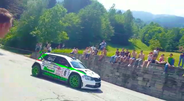 Rally: Crugnola consolida il primato ad Aurano, ora l'ultima speciale