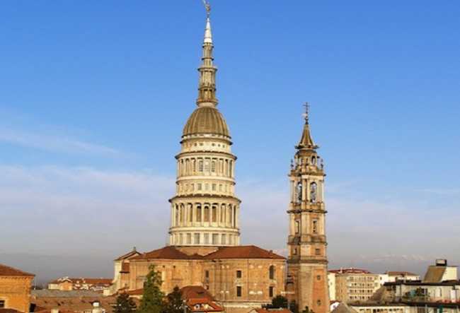 Quando eravamo "alto novarese" ed a Domo c'erano più servizi pubblici. Nuovo editoriale di Bernardino Gallo