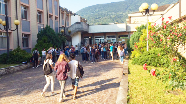 Cominciata la Maturità 2017 per gli studenti del Vco, per italiano i versi ecologisti di Caproni