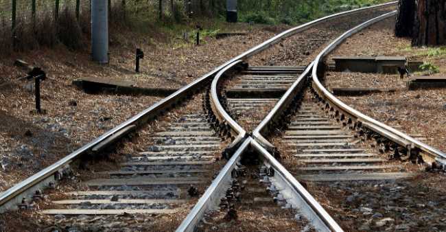 Cadavere sui binari, oltre un ora di ritardo sulla linea per Milano