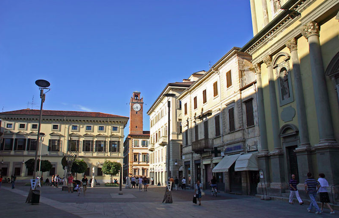 Novara: rissa in centro. Giovane indagato per lesioni aggravate