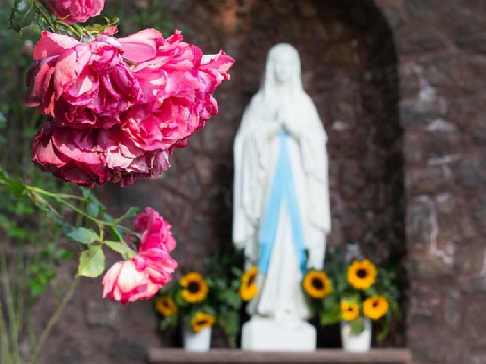  Madonna di Lourdes: orario celebrazioni liturgiche a Gozzano e Bolzano Novarese