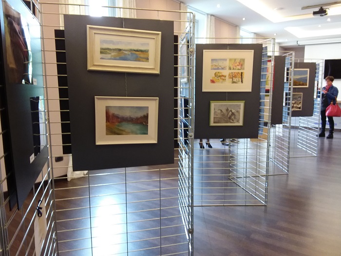 Mostra di pittura, disegno e fotografia: ancora un successo per allievi e pubblico. Fotogallery