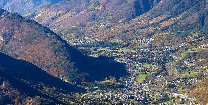 Strada della Vigezzo, prolungato sino al 30 giugno il senso unico alternato per la posa di cavi