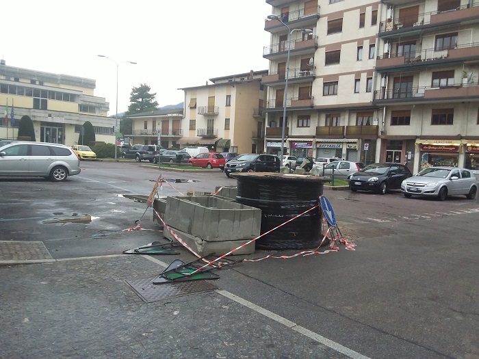 Ancora fermo il cantiere di piazza della Resistenza a Gravellona Toce