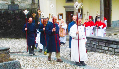 Confraternite della Valle Anzasca a Bannio per la Festa dell'Annunciazione dell'Angelo a Maria. Foto