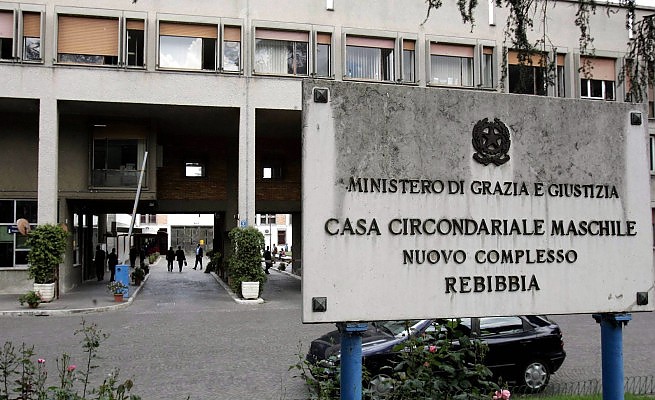 Truffatore verbanese arrestato a Tenerife e estradato in Italia