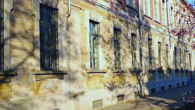 Iniziati i lavori di sistemazione alla scuola "Thouar"