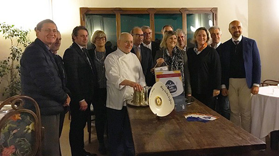 Rotary Club Orta San Giulio e Ristorante Pinocchio insieme per "Il piatto della Bontà"