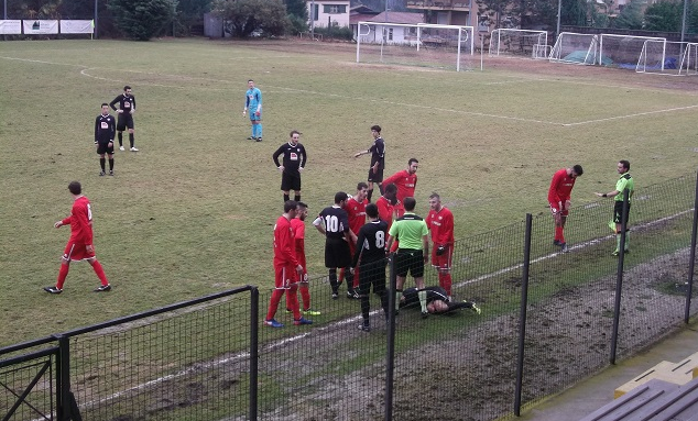 Lo Stresa cade ma resta primo, L'Arona batte il Piedimulera 3-1