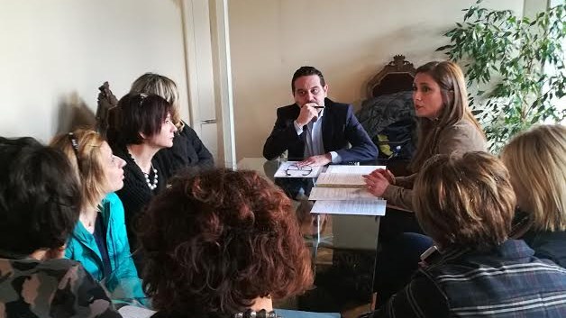 "Kafkiana": così il sindaco Canelli sulla situazione degli insegnanti del Gae