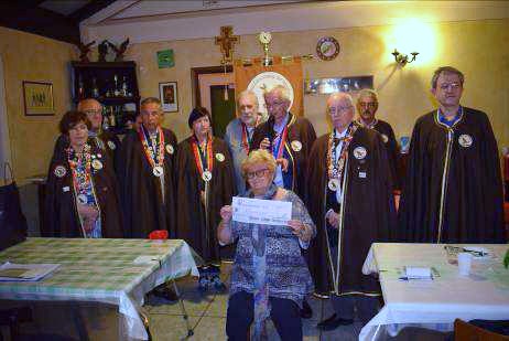 Consurtarija dal Tapulon: consegnato contributo all'Auser