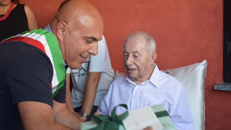 Cento candeline per il signor Luigi