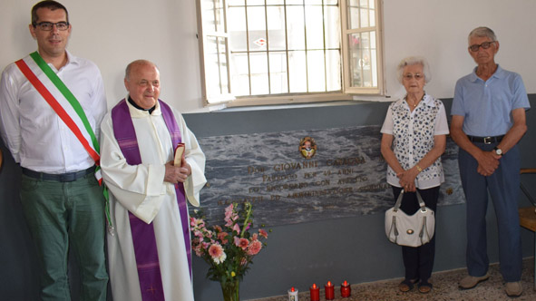 Gattico: una lapide in memoria di don Cavagna
