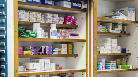 Farmacia di Belgirate sfrattata: ancora nessuna soluzione