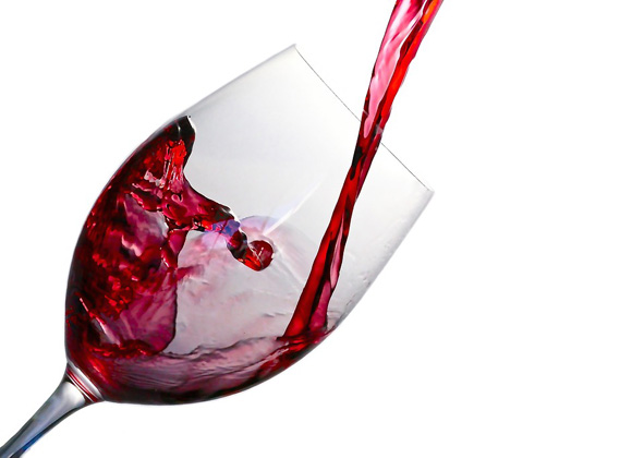 "Borgo Summer": giovedì shopping e degustazione vini