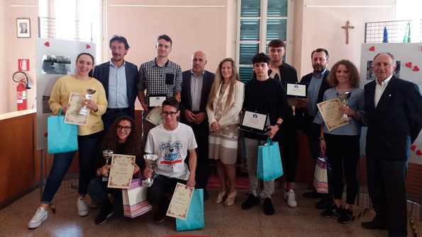 "Cogli il cuore": le premiazioni del concorso fotografico per studenti. Foto