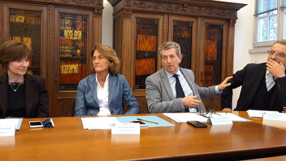 Influenza, l'invito dell'Asl: "Vaccinatevi"