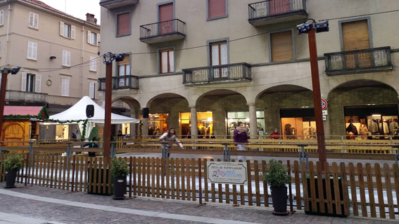 Aperta la pista di pattinaggio: sabato inaugurazione ufficiale