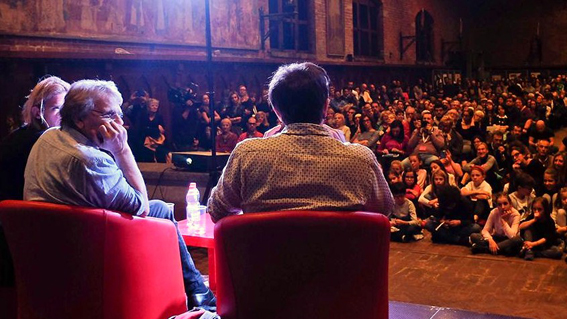 Tantissimo pubblico all'incontro con Daniel Pennac