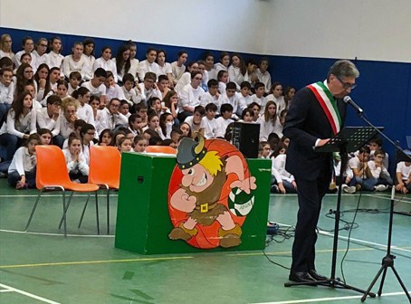 I ragazzi delle scuole hanno commemorato il 4 novembre