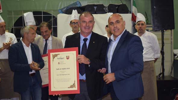 "Stelle&Padelle": dopo gli sportivi, premiati i club filantropici. Foto