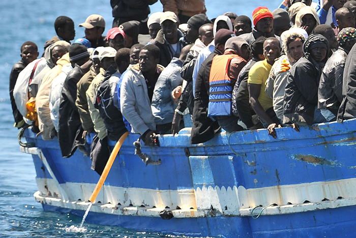 Questione immigrati in paesi di montagna, Carigi attacca Enrico Borghi