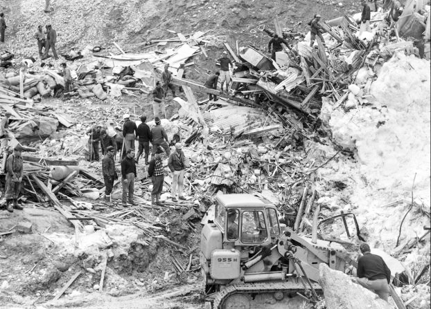 Cinquant'anni fa 56 italiani morirono a Mattmark, in Vallese, i soccorsi arrivarono da Macugnaga
