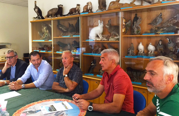 Tutto pronto per la prima prova internazionale di caccia per cani da selvaggina. Videointervista